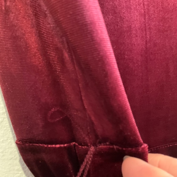 BETSEY JOHNSON Burgundy Flared Ruffle Leg Velvet Jumpsuit Sz 12 - Picture 10 of 10